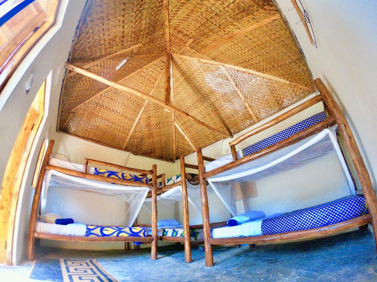 Om Hostel Bunyonyi Kabale 외부 사진